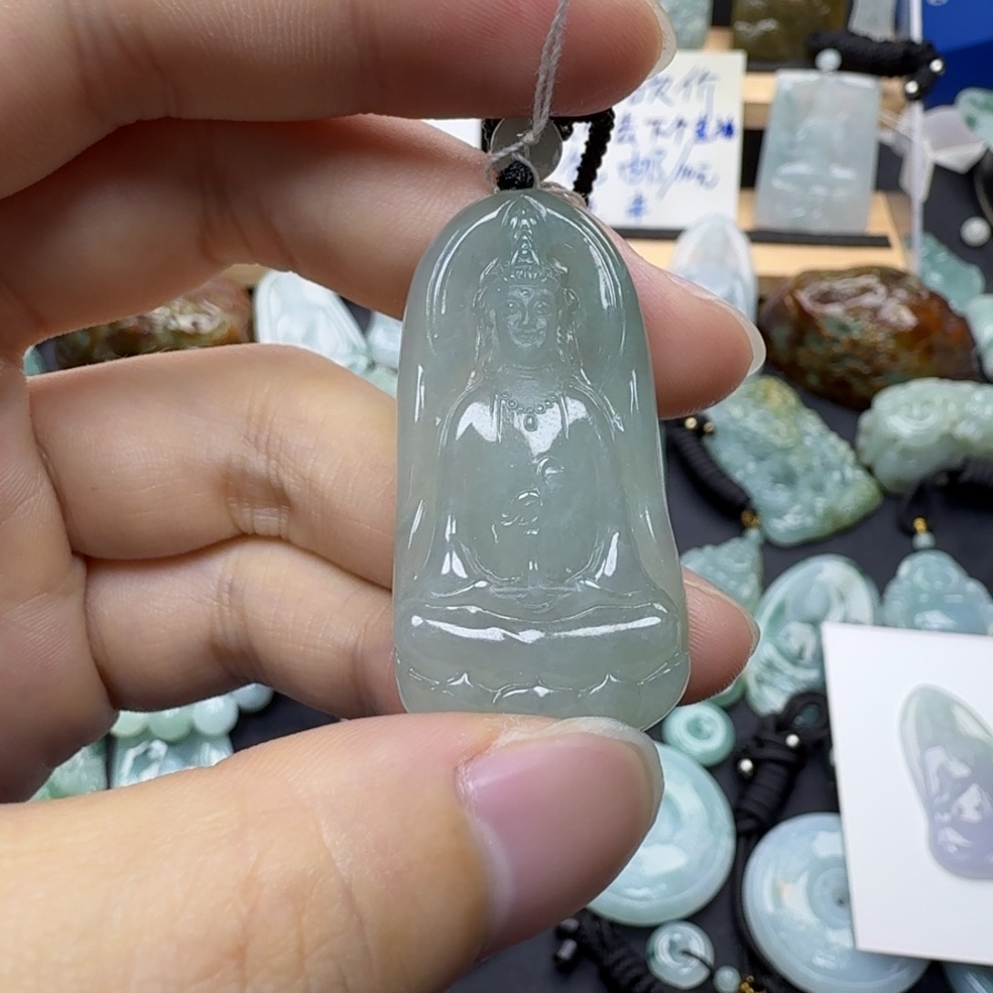 翡翠未镶嵌颈饰缅甸翡翠，观音