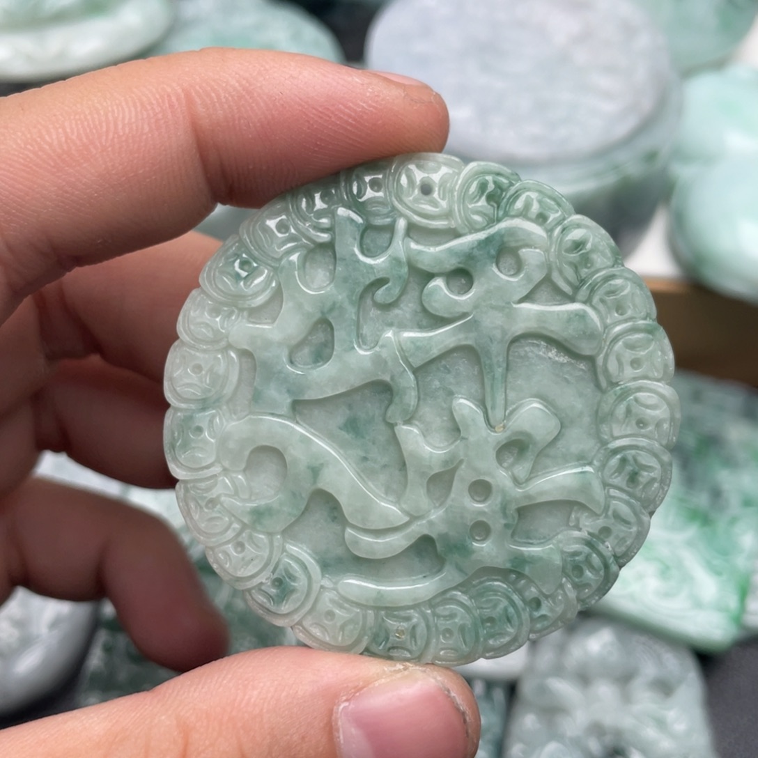 翡翠未镶嵌吊坠(不含链)