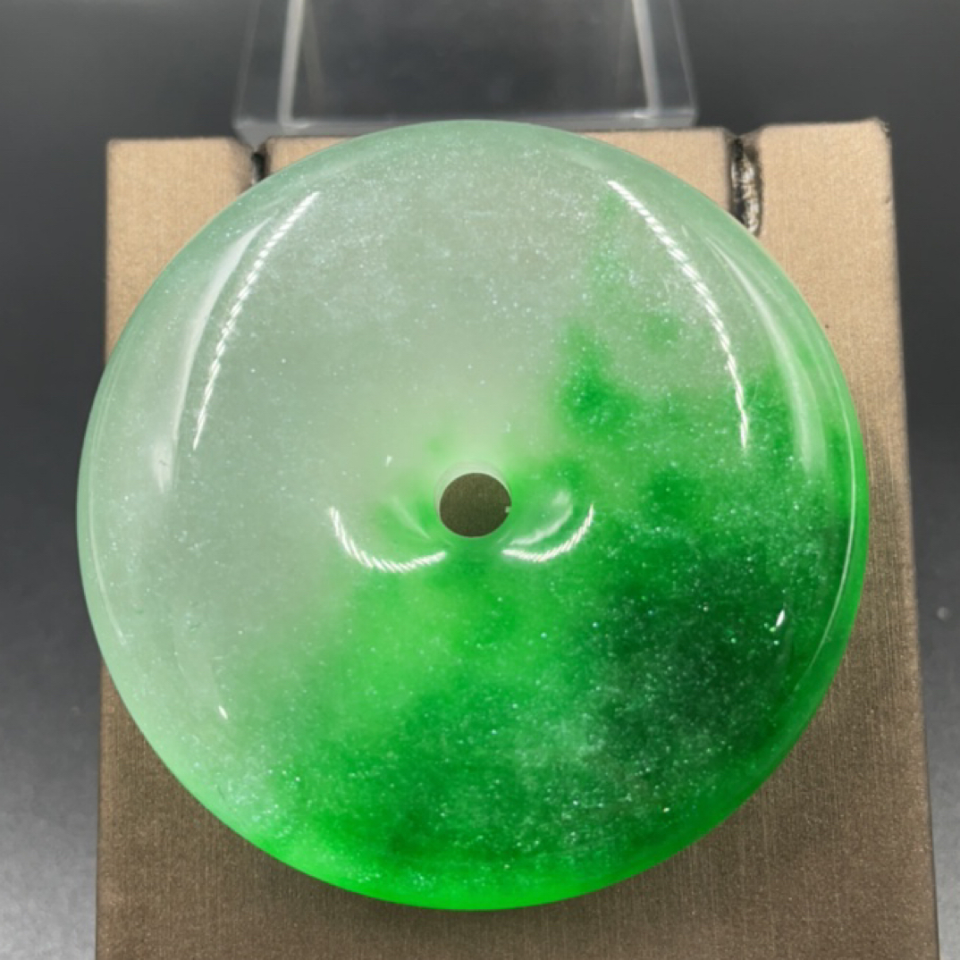   480  飘绿平安扣