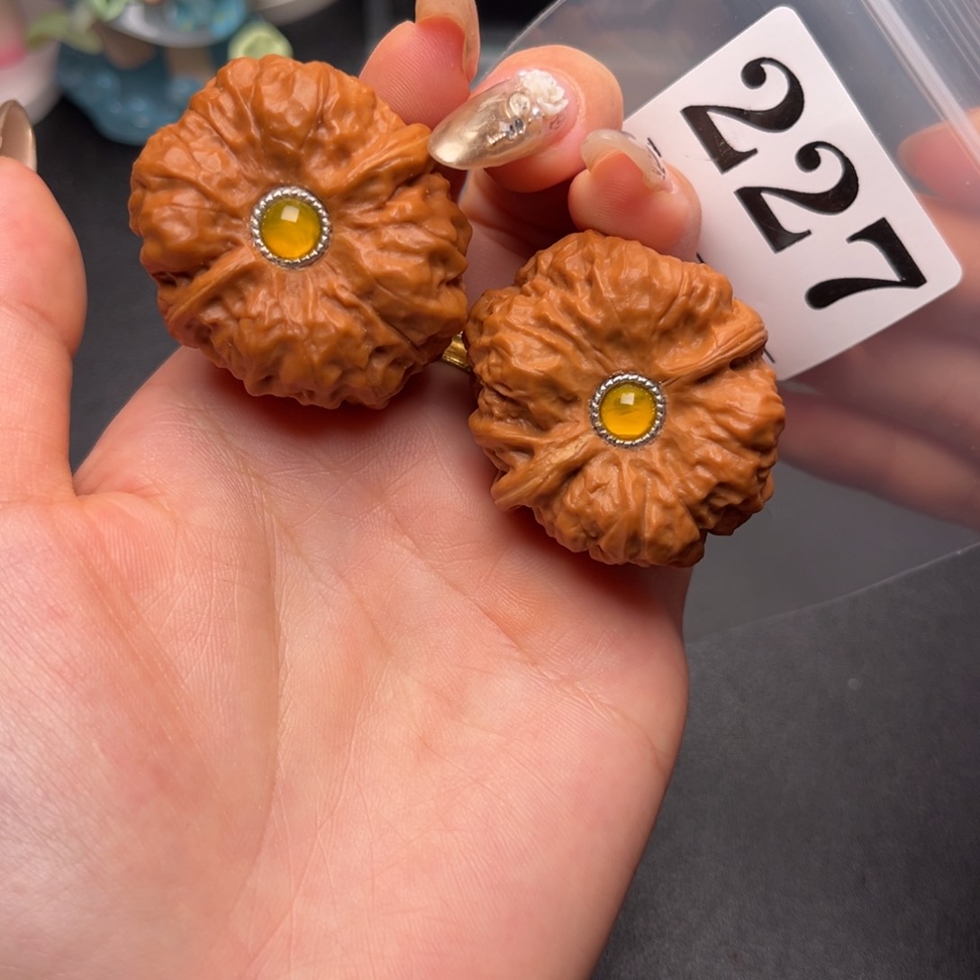 文玩核桃把件蛤蟆37