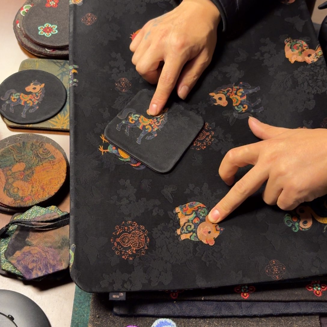 裕香阁高品质杯垫猪马虎10cm