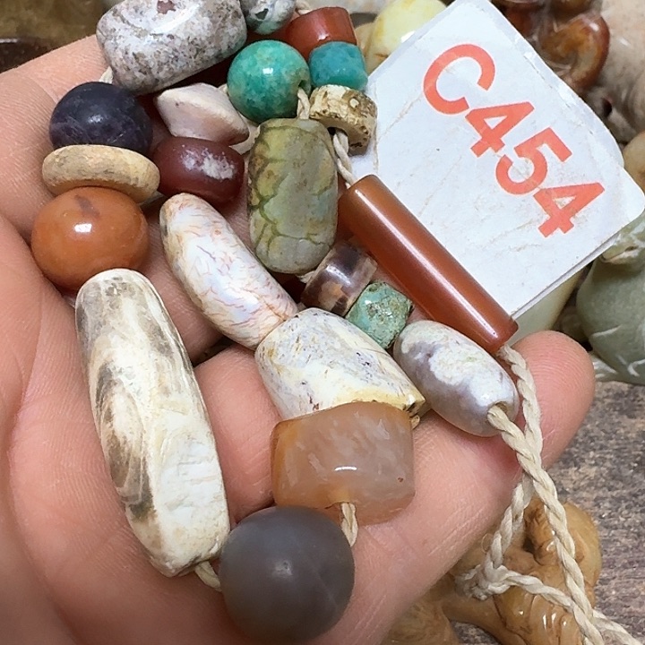 玛瑙/玉髓颈饰未镶嵌菩*