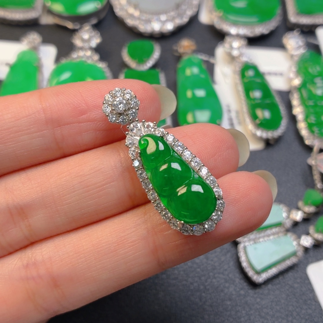 翡翠银S925镶嵌颈饰