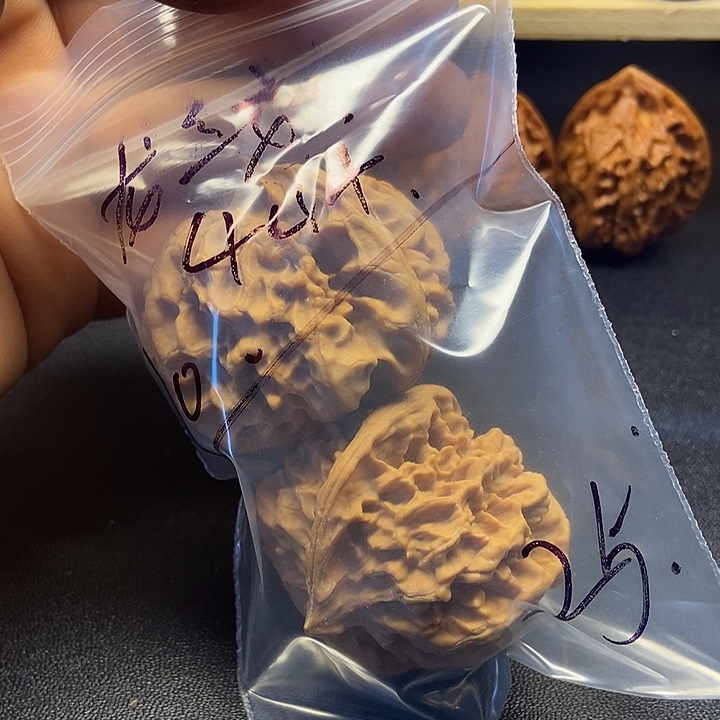石***头核桃二十五号文玩核桃