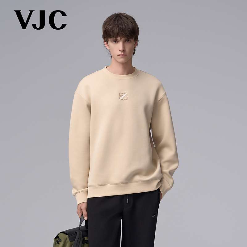 VJC/威杰思2025秋季新款男装时尚潮流针织长袖卫衣刺绣DBECE1746