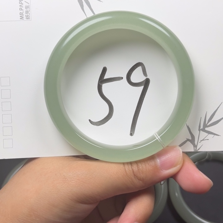 东陵石手镯未镶嵌