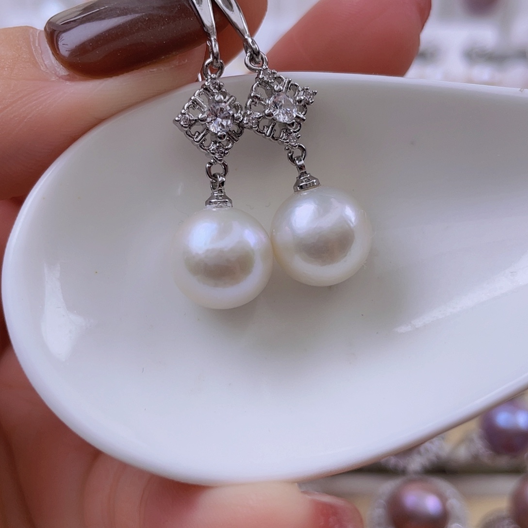 淡水珍珠耳饰未镶嵌