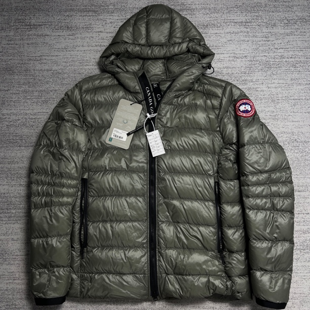 未使用 CANADA GOOSE 加拿大鹅 L 蒿绿色Crofton轻量化连帽羽绒服
