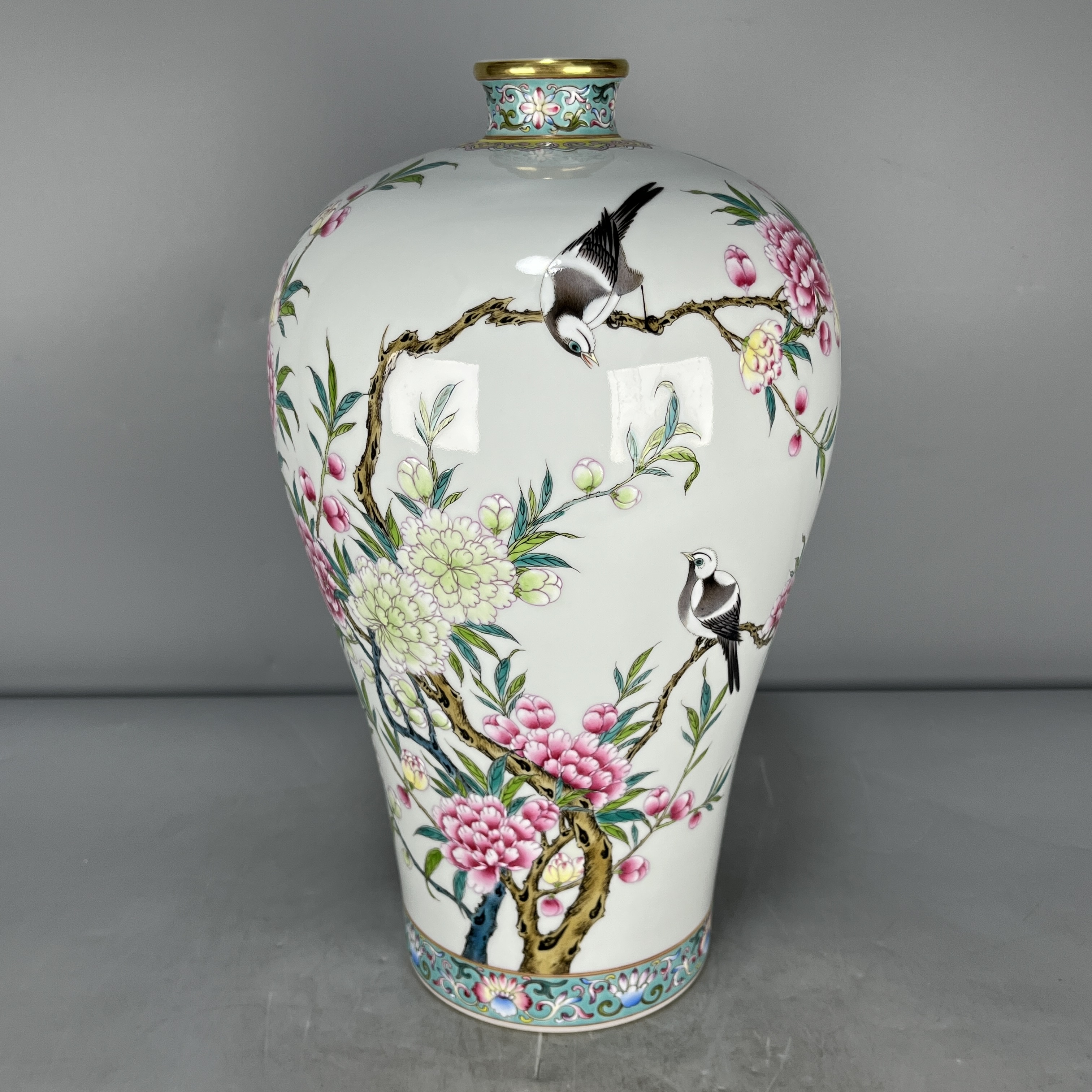 仿古瓷 仿古大清雍正年制粉彩描金花鸟诗词梅瓶