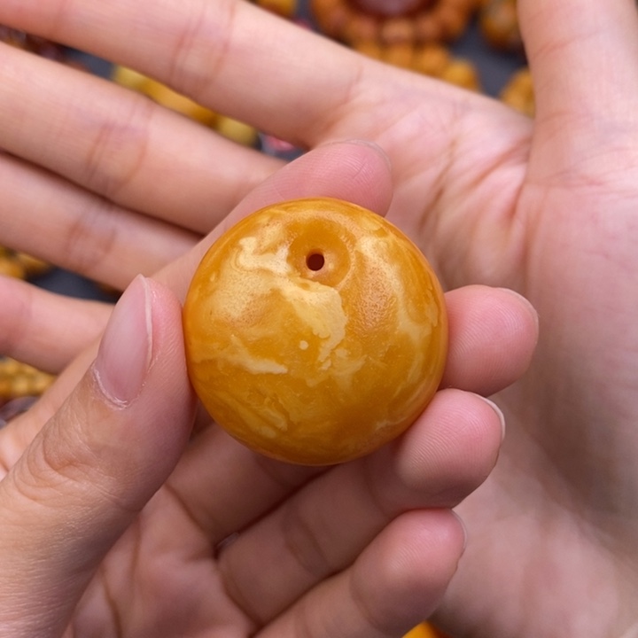 琥珀未镶嵌裸石蜜蜡M