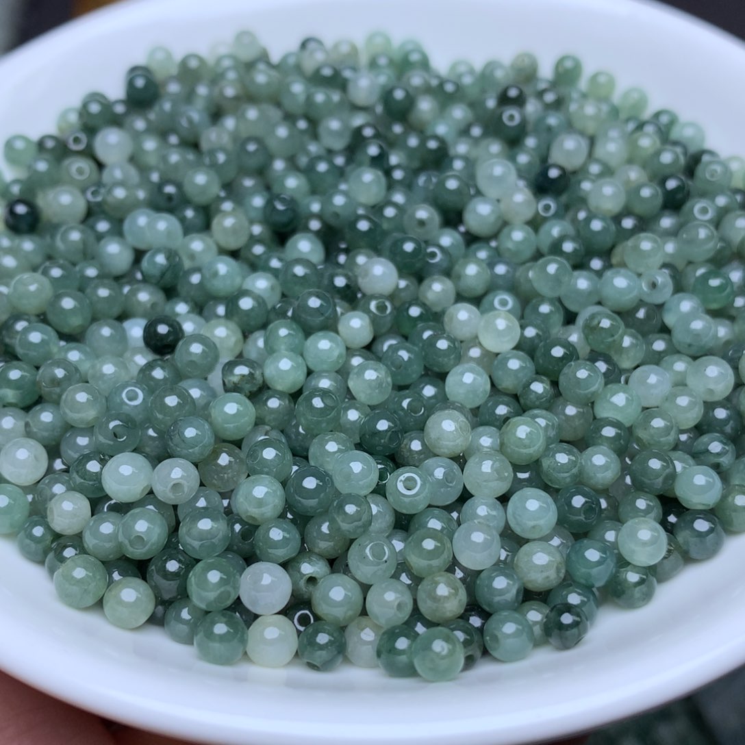 【闪购商品】翡翠手链未镶嵌卡3.8冰油青100个