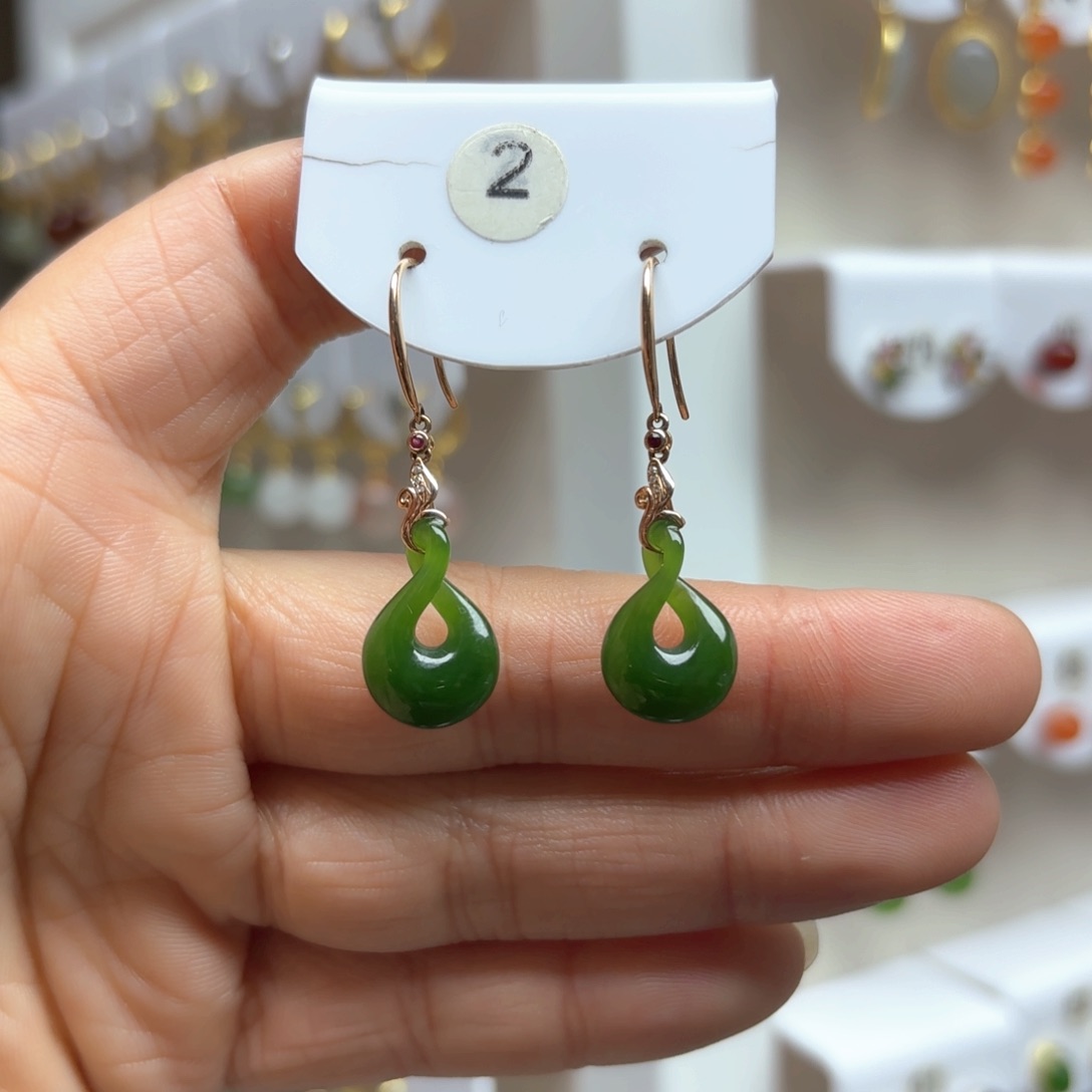 和田玉耳饰18K金镶嵌