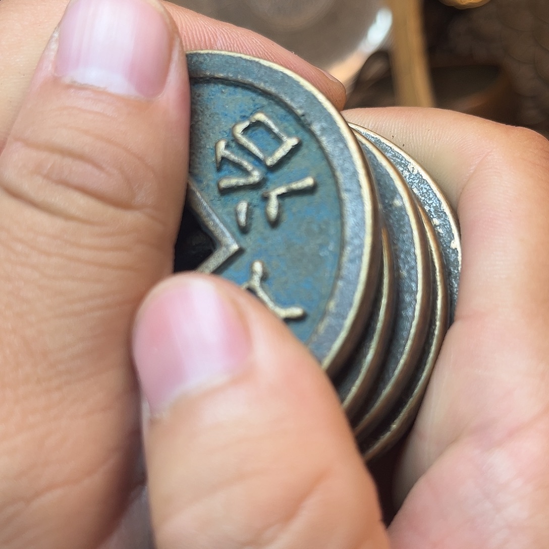 精美铜器工艺品等