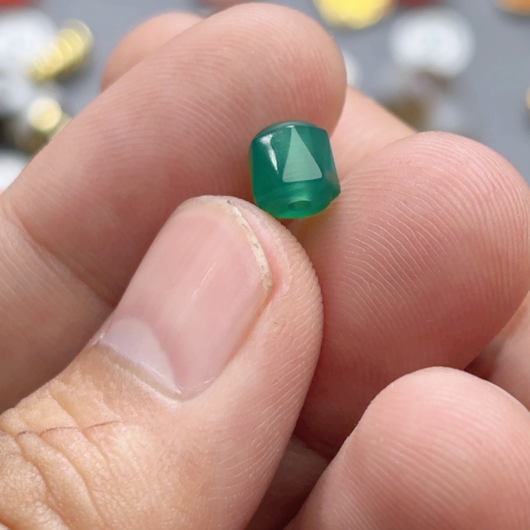 ****）玛瑙/玉髓未镶嵌文玩配饰