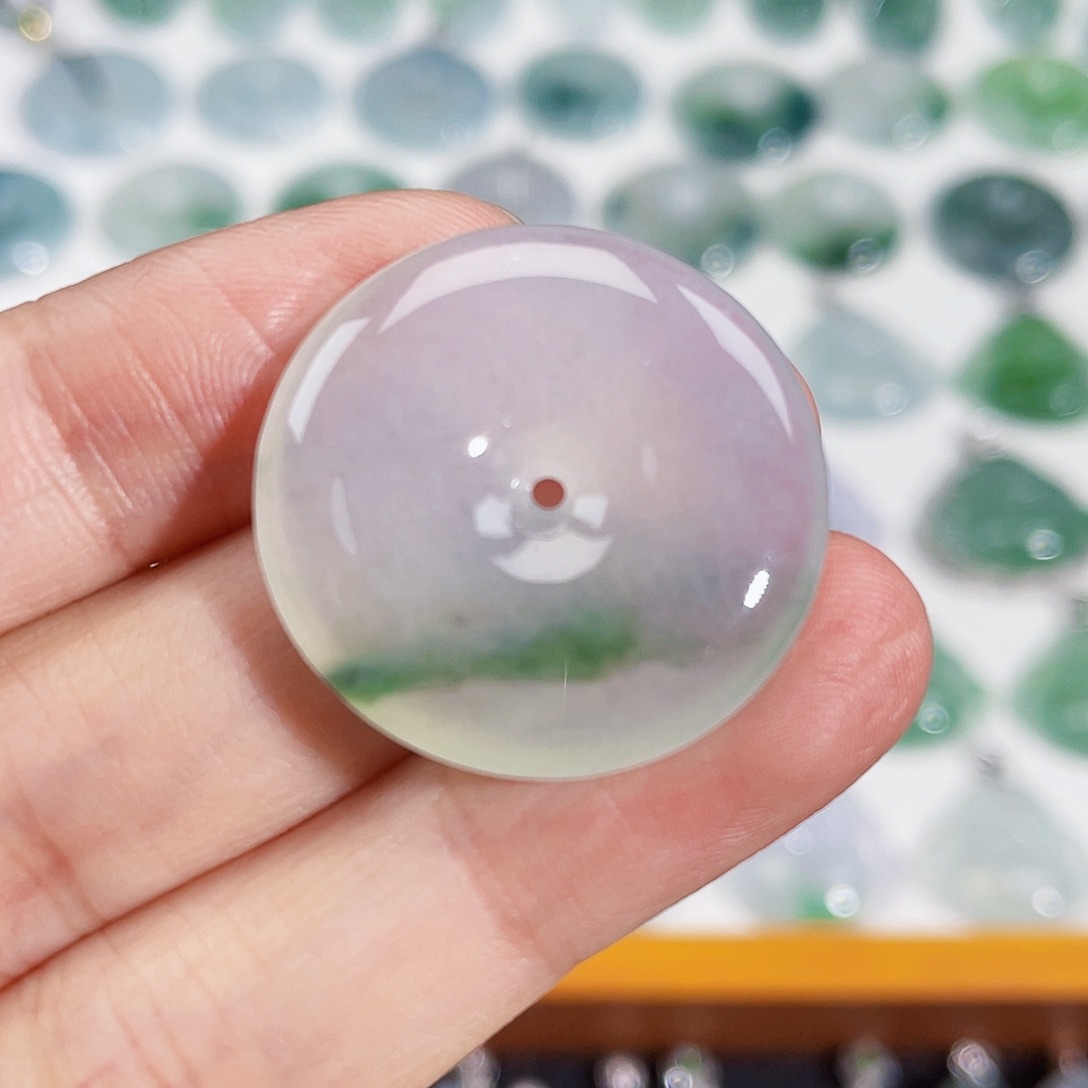 颈饰未镶嵌翡翠吊坠