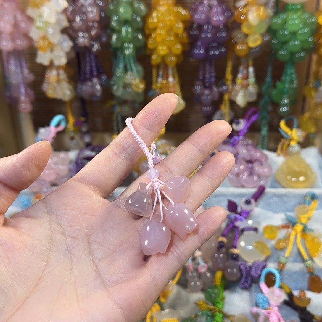 梅***故玛瑙/玉髓未镶嵌福利款通货料带有包容点新疆西藏不包邮