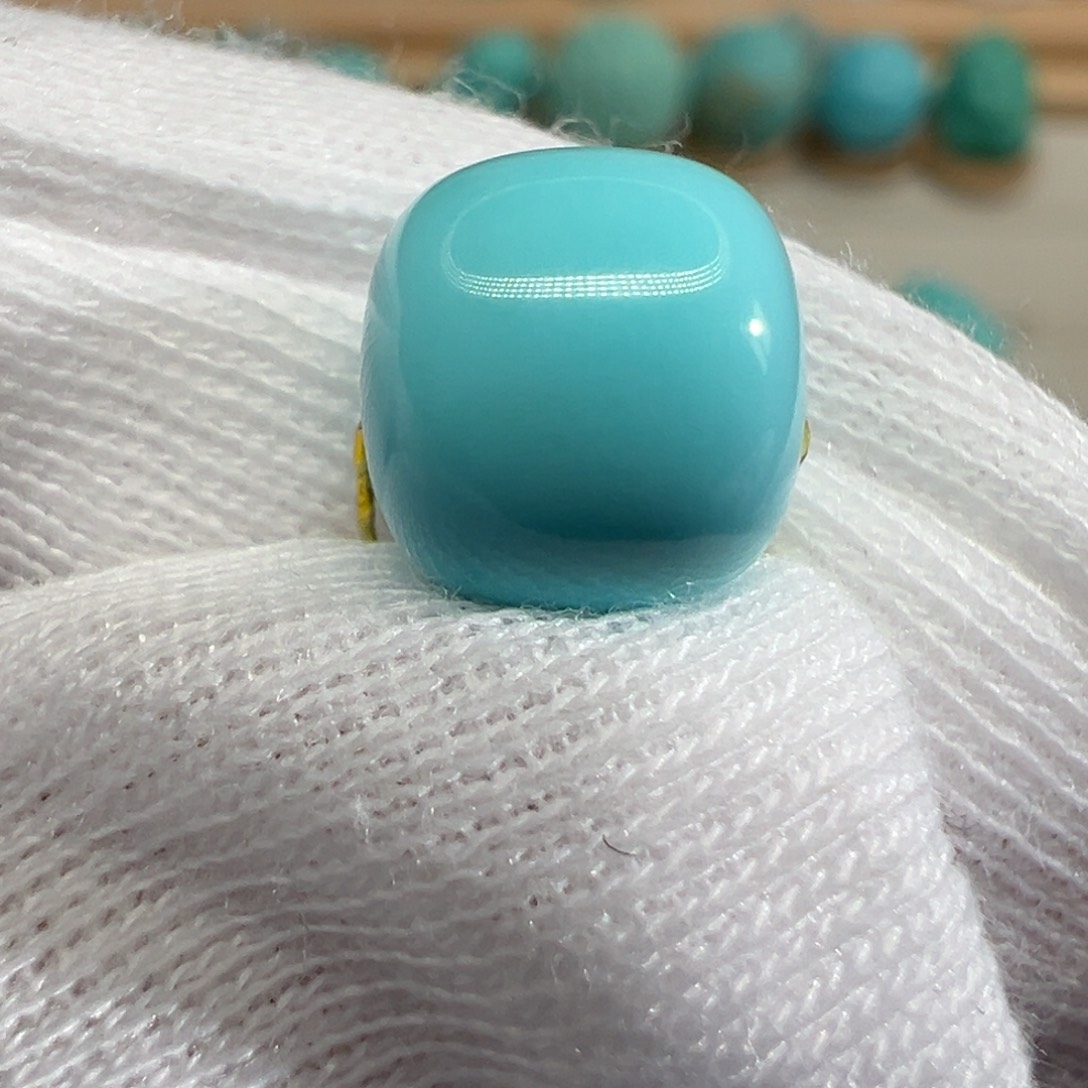 绿松石配饰未镶嵌