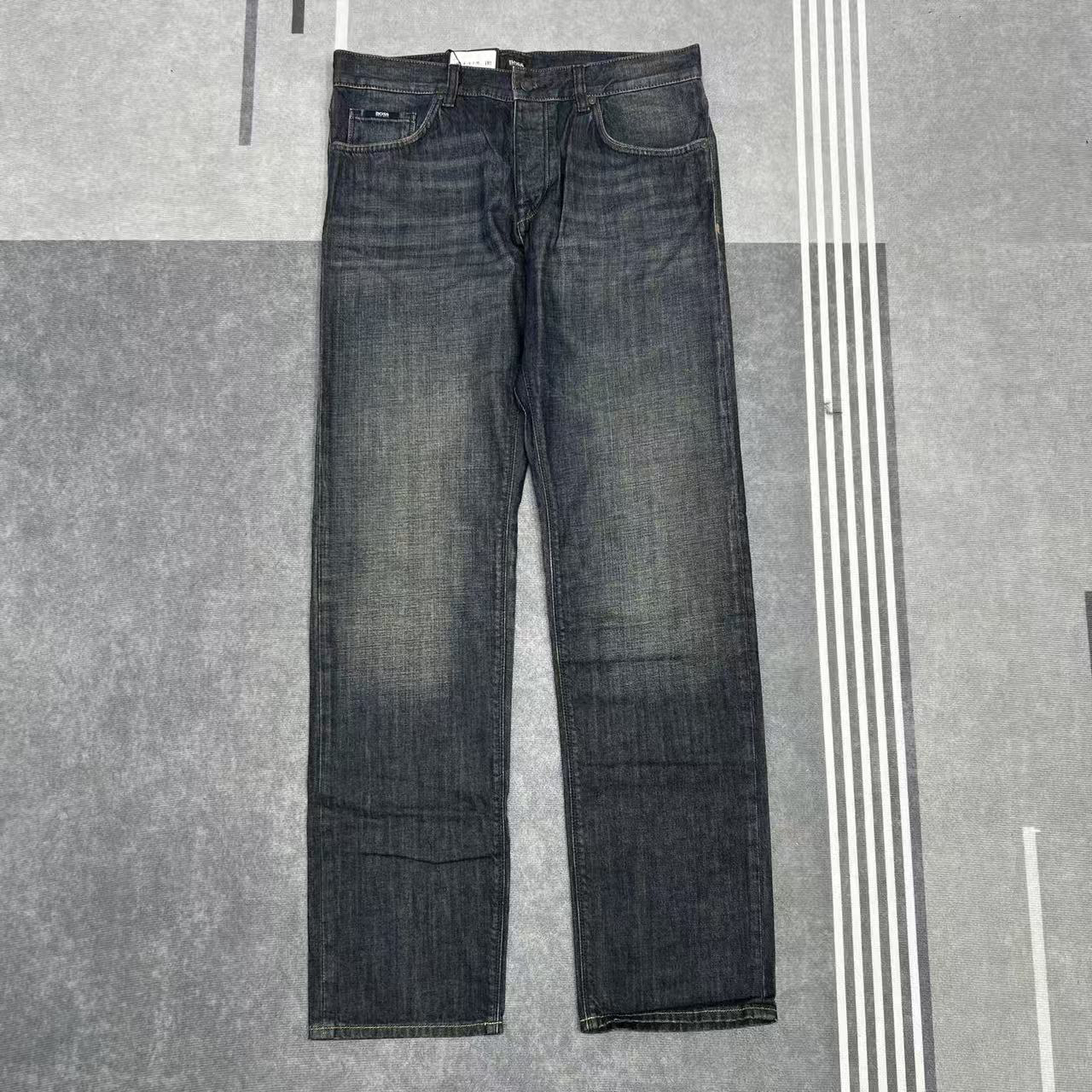 未使用 HugoBoss/雨果博斯 牛仔裤直筒长裤男士秋冬裤子磨白工艺
