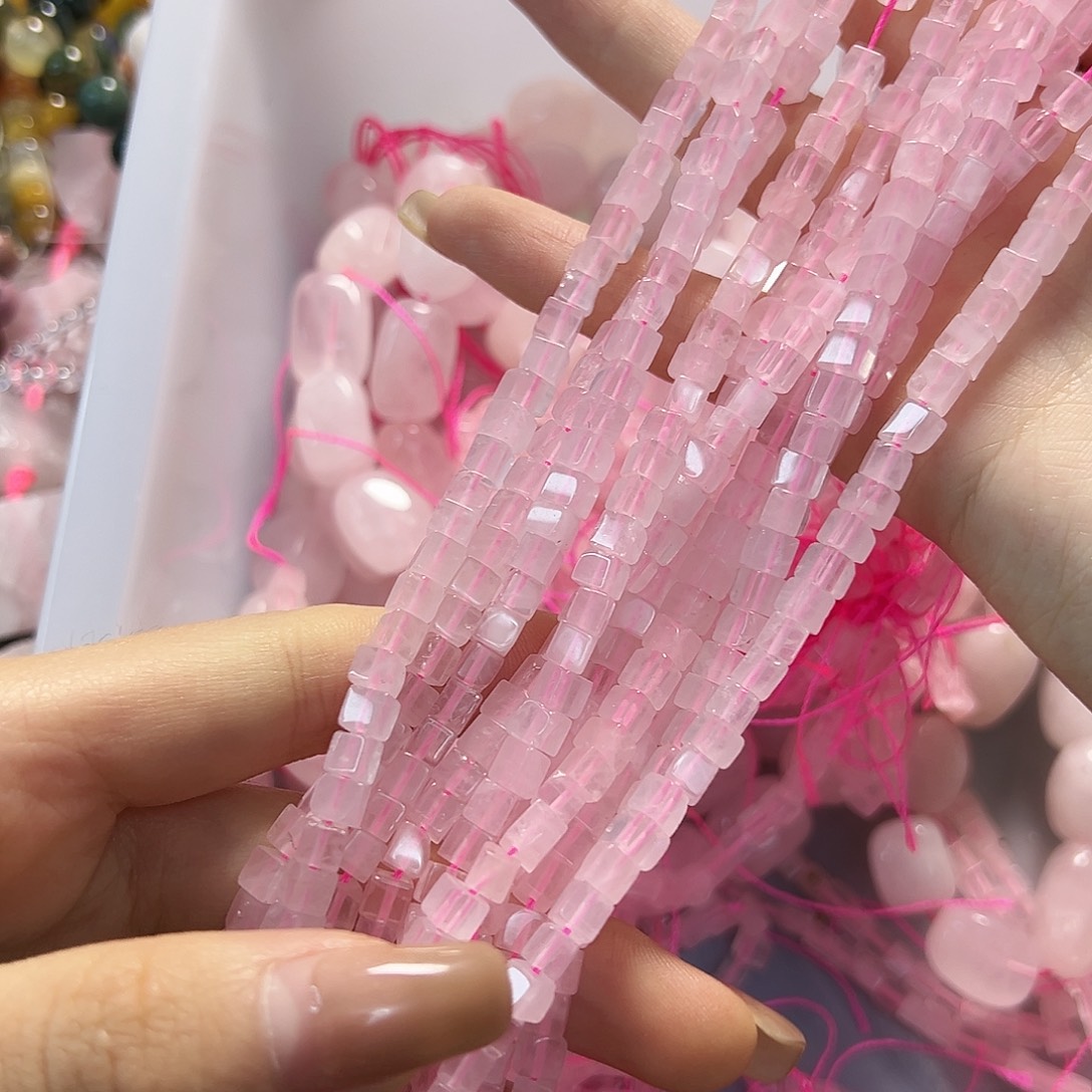 玛瑙/玉髓未镶嵌珠宝半成品粉水卡4方糖一条