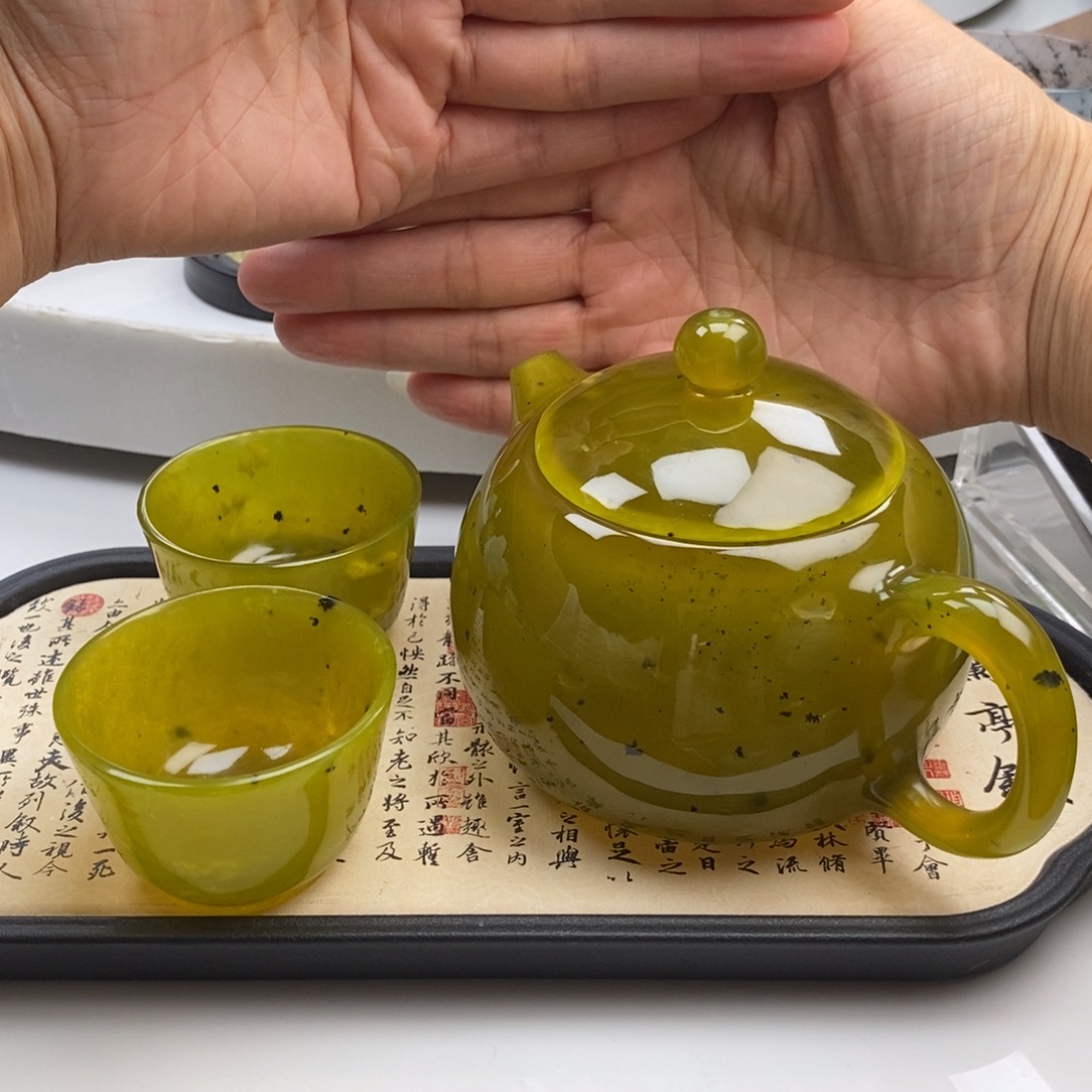 岫玉未镶嵌四大名玉摆件