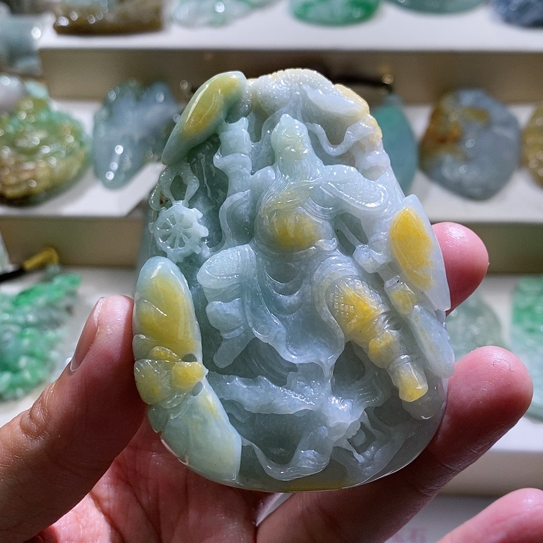 【闪购商品】翡翠颈饰未镶嵌关公