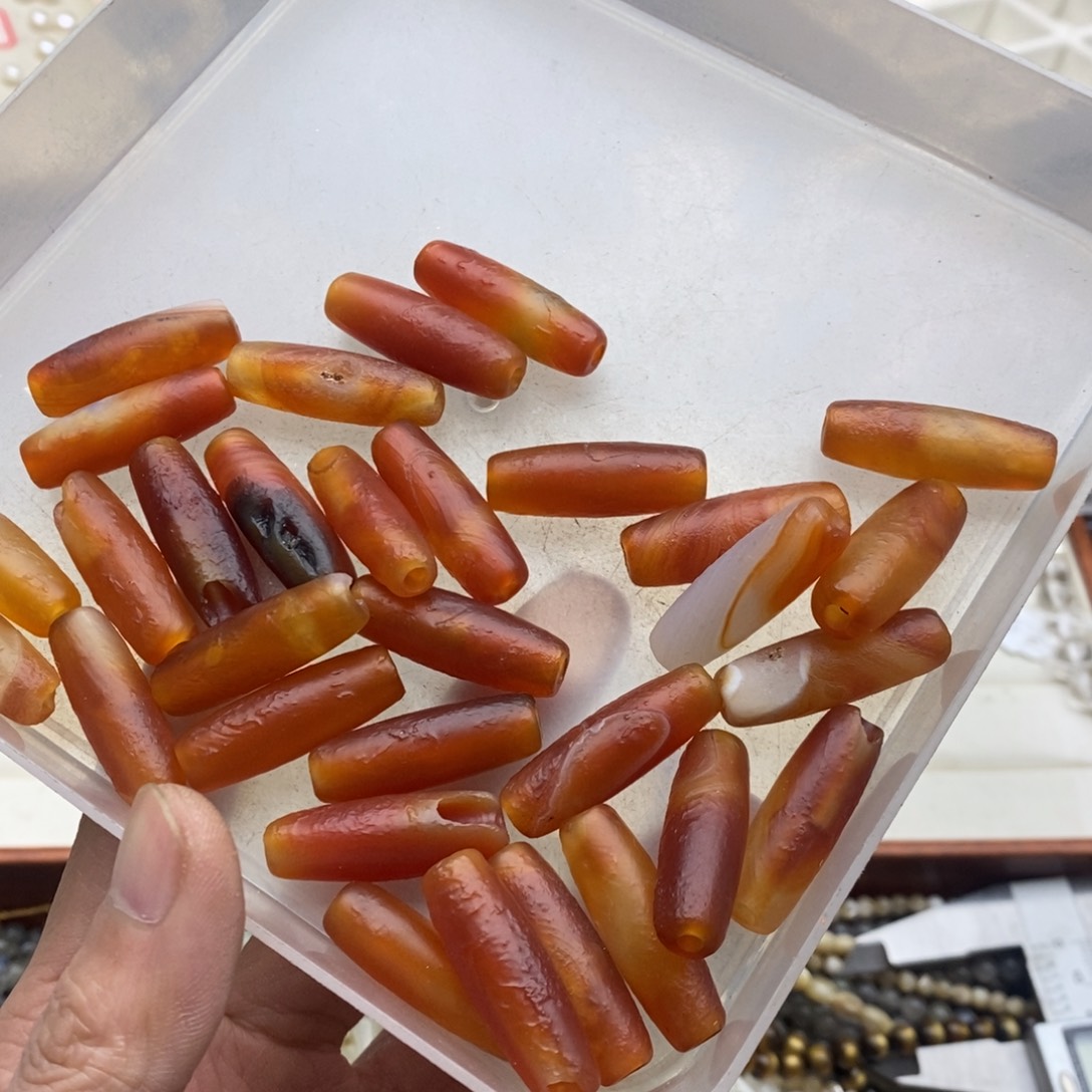 玛瑙/玉髓未镶嵌珠宝半成品三个天然10×28橘皮玛瑙桶珠