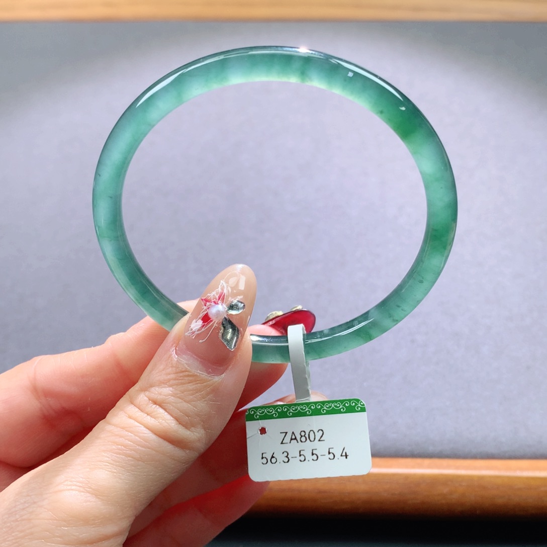 翡翠手镯未镶嵌天然翡翠手镯叮当镯