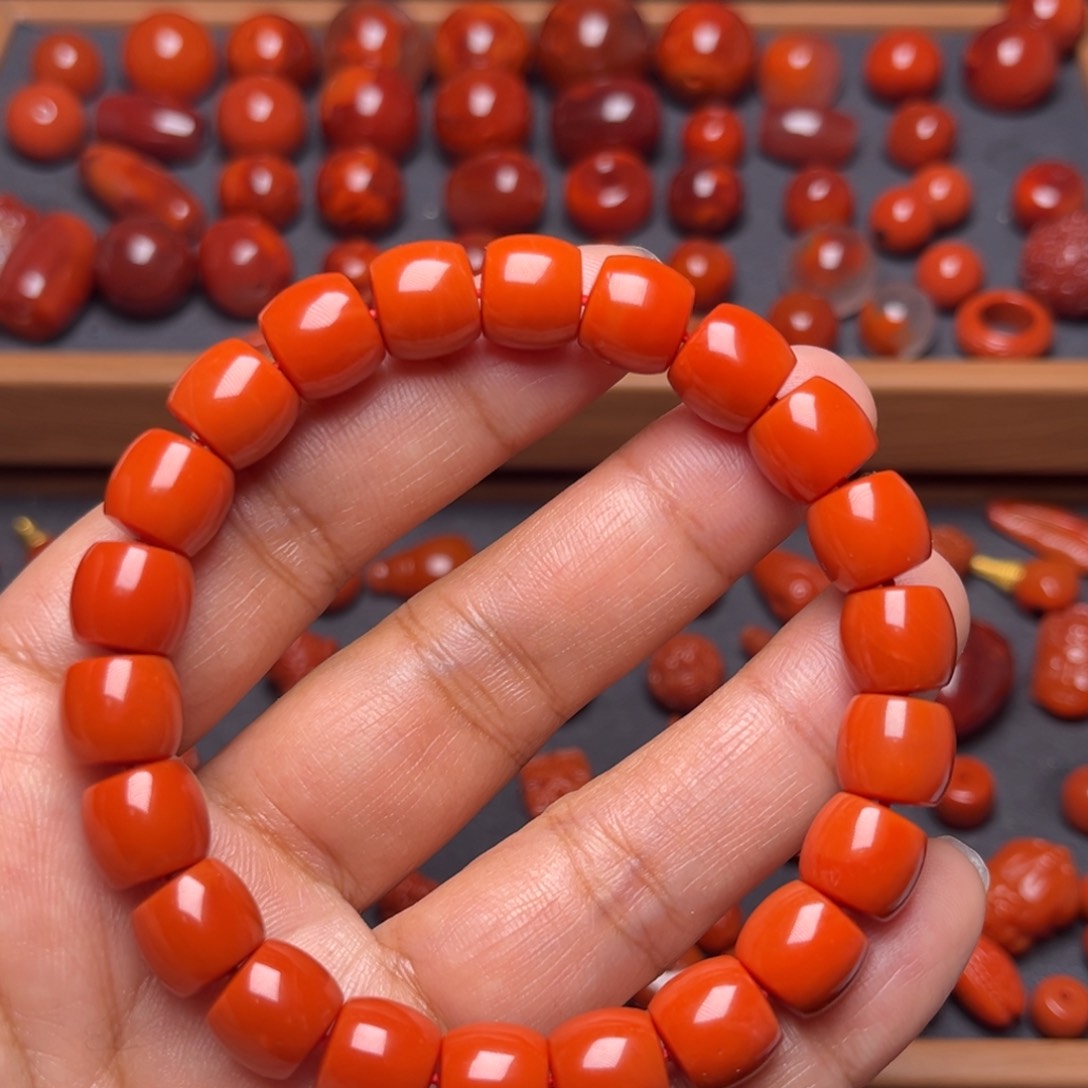 南红玛瑙配饰未镶嵌我****尘保山手串