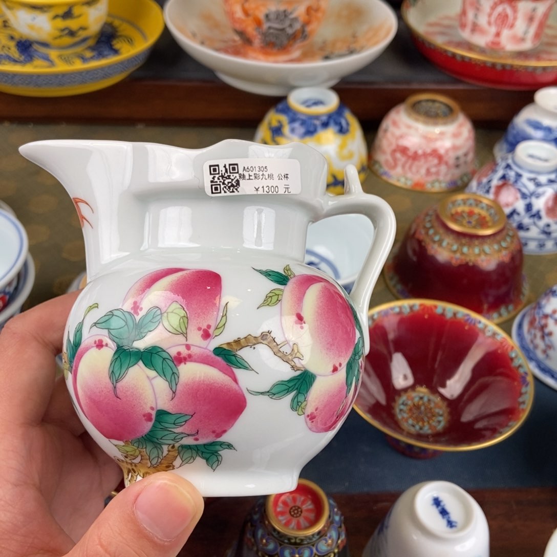 陶瓷艺术家的作品是一种