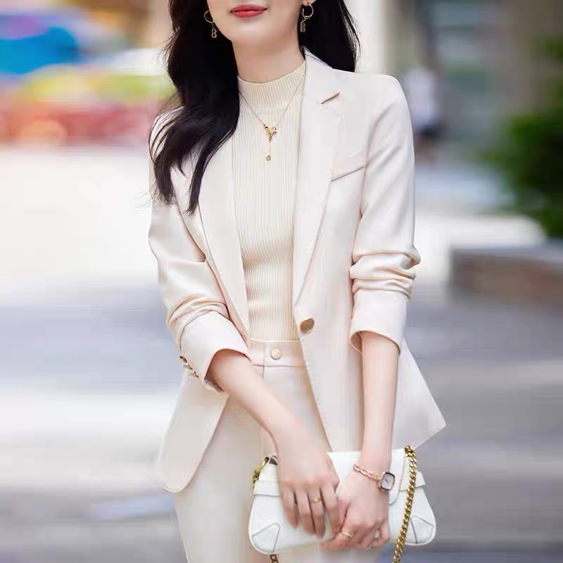 2025春秋时尚杏色单扣西装外套女小个子气质女神范西服套装
