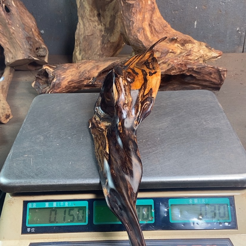 【闪购商品】黄花梨/降香黄檀红**珀