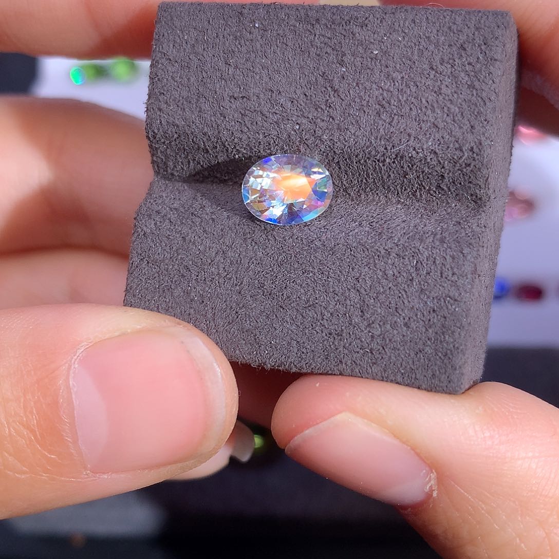 月光石裸石未镶嵌1.41ct