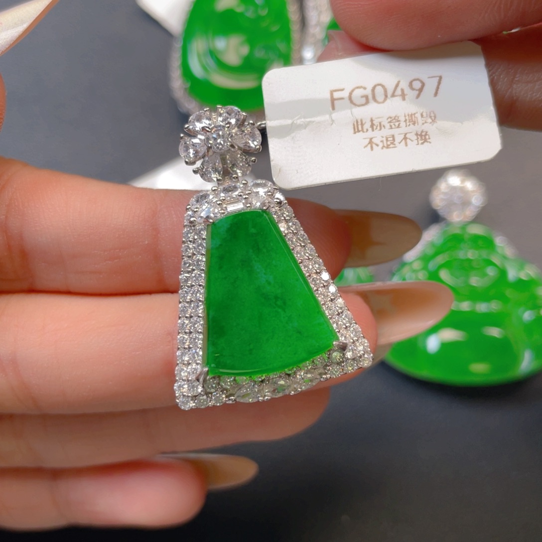 【闪购商品】颈饰银S925镶嵌翡翠翡翠