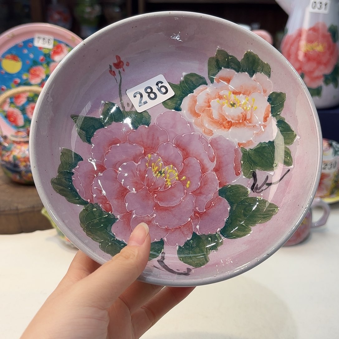 瓷片兔兔好可爱呀打