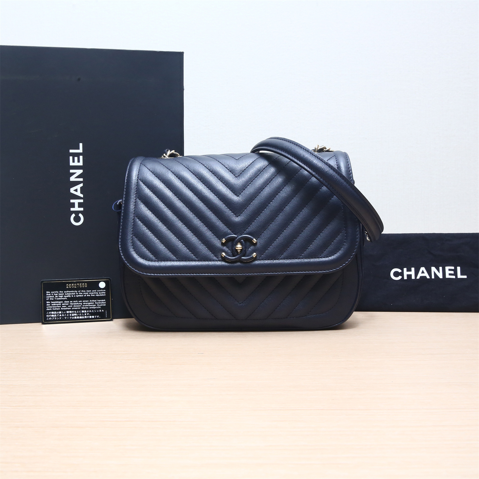 95新 Chanel/香奈儿 小花双双 CF V纹 口盖包 蓝色 皮革C 26开