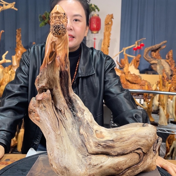 柏木（崖柏）随型摆件