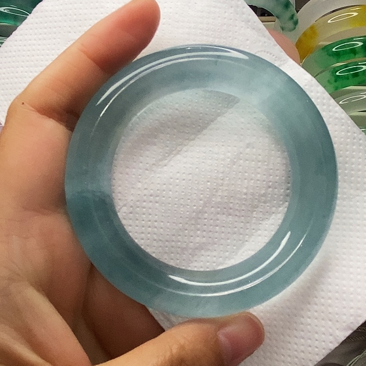 石英质玉未镶嵌手镯