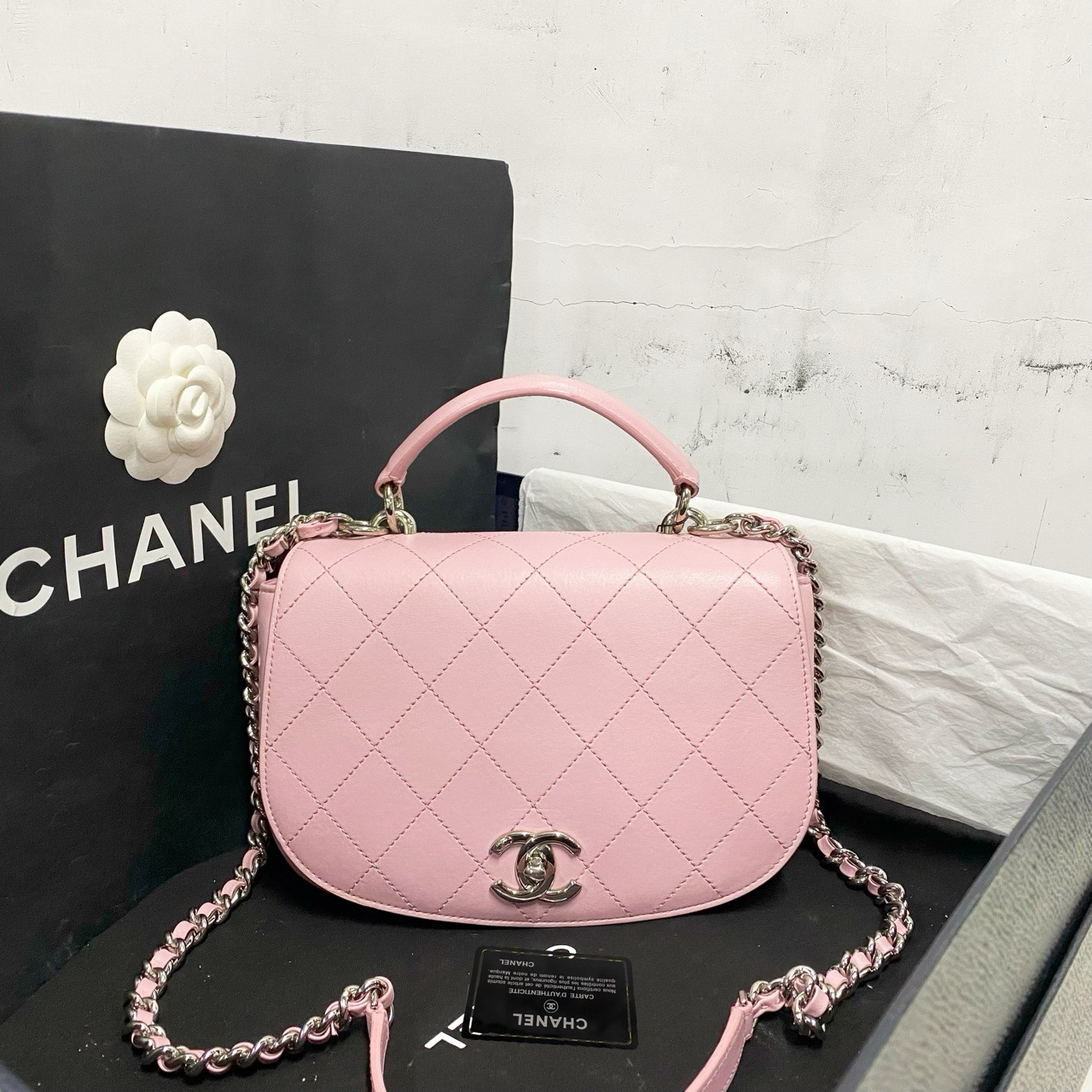 99新 Chanel/香奈儿 樱花粉菱格小猪包 99新23开有卡/TT/76384/