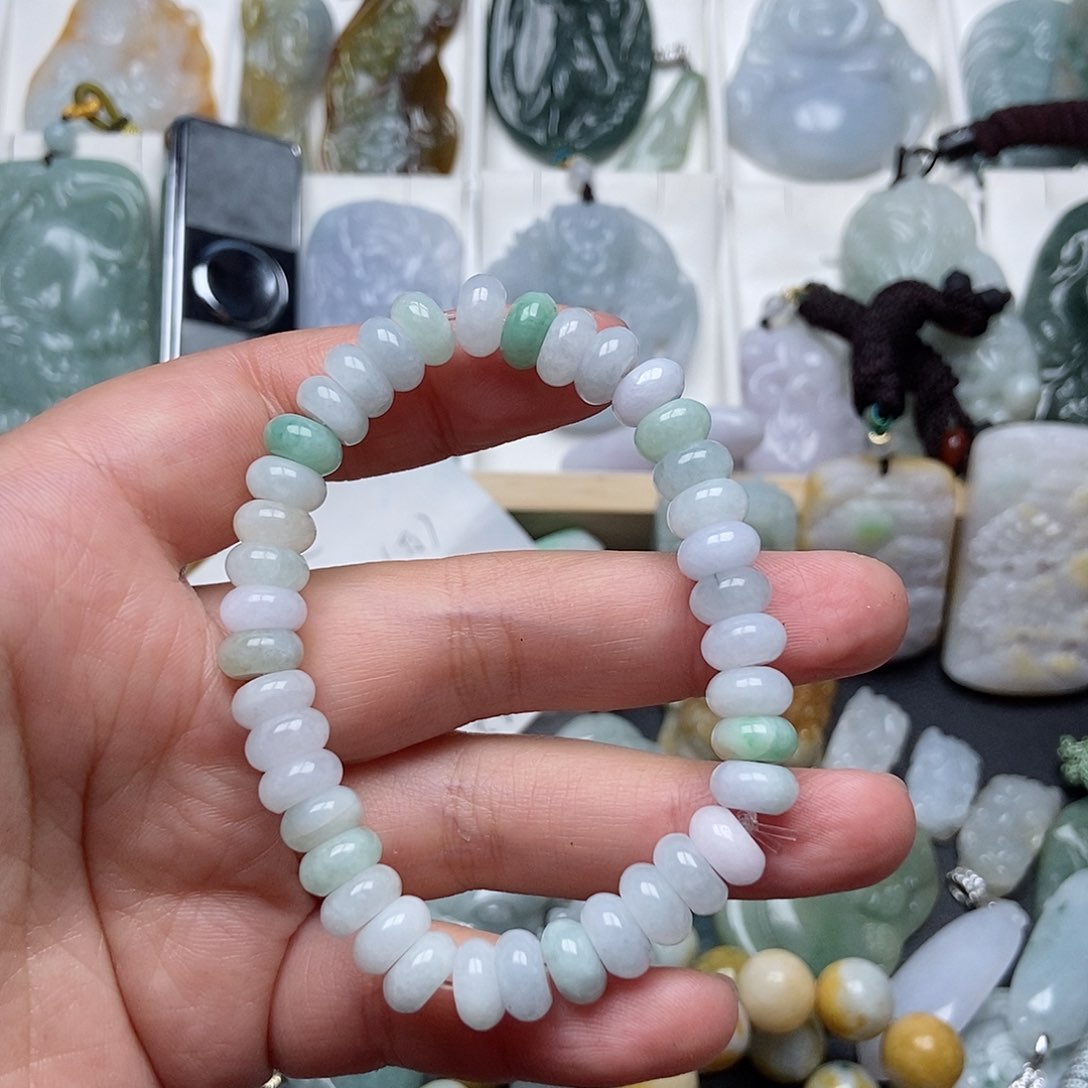 翡翠吊坠(不含链)未镶嵌翡翠