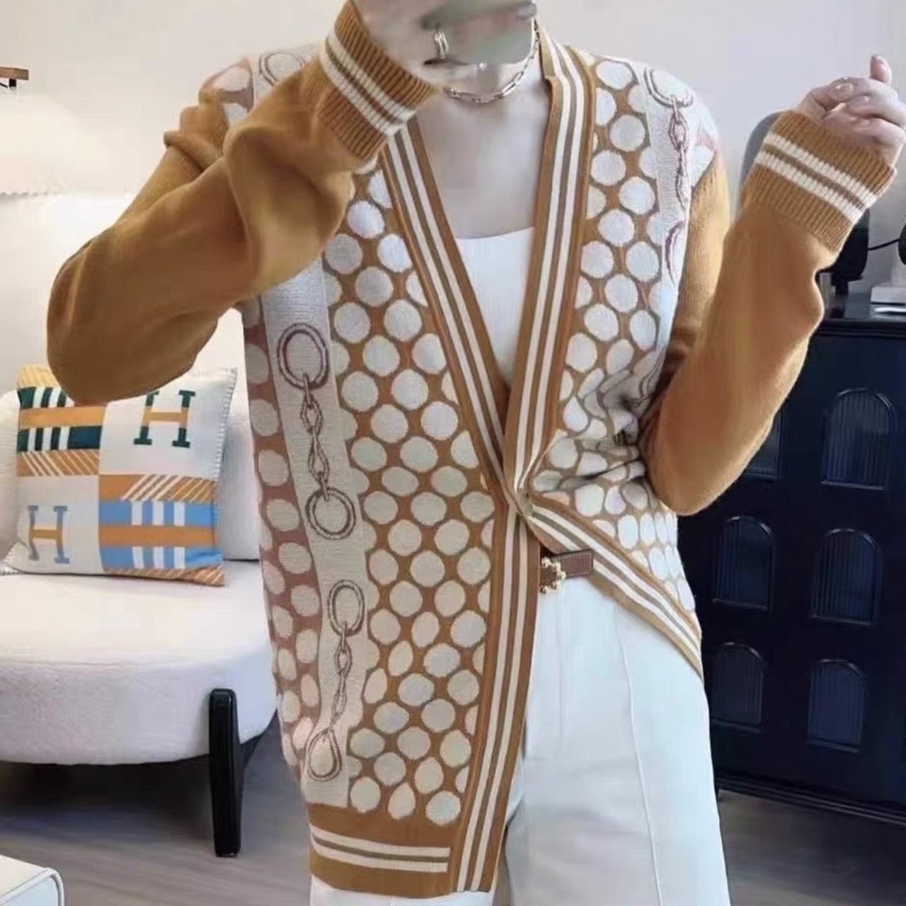 未使用 Hermes/爱马仕 汤/P255231059/61/棕色圆形图案开衫 36