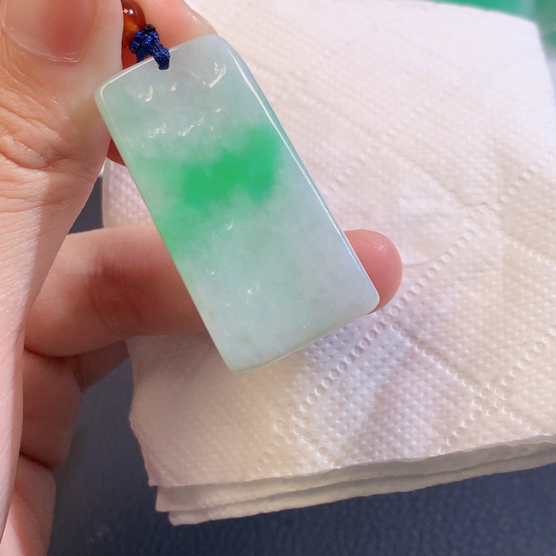 翡翠未镶嵌吊坠(不含链)344