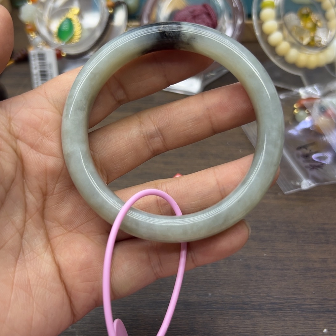 和田玉未镶嵌手镯59.7圈围489