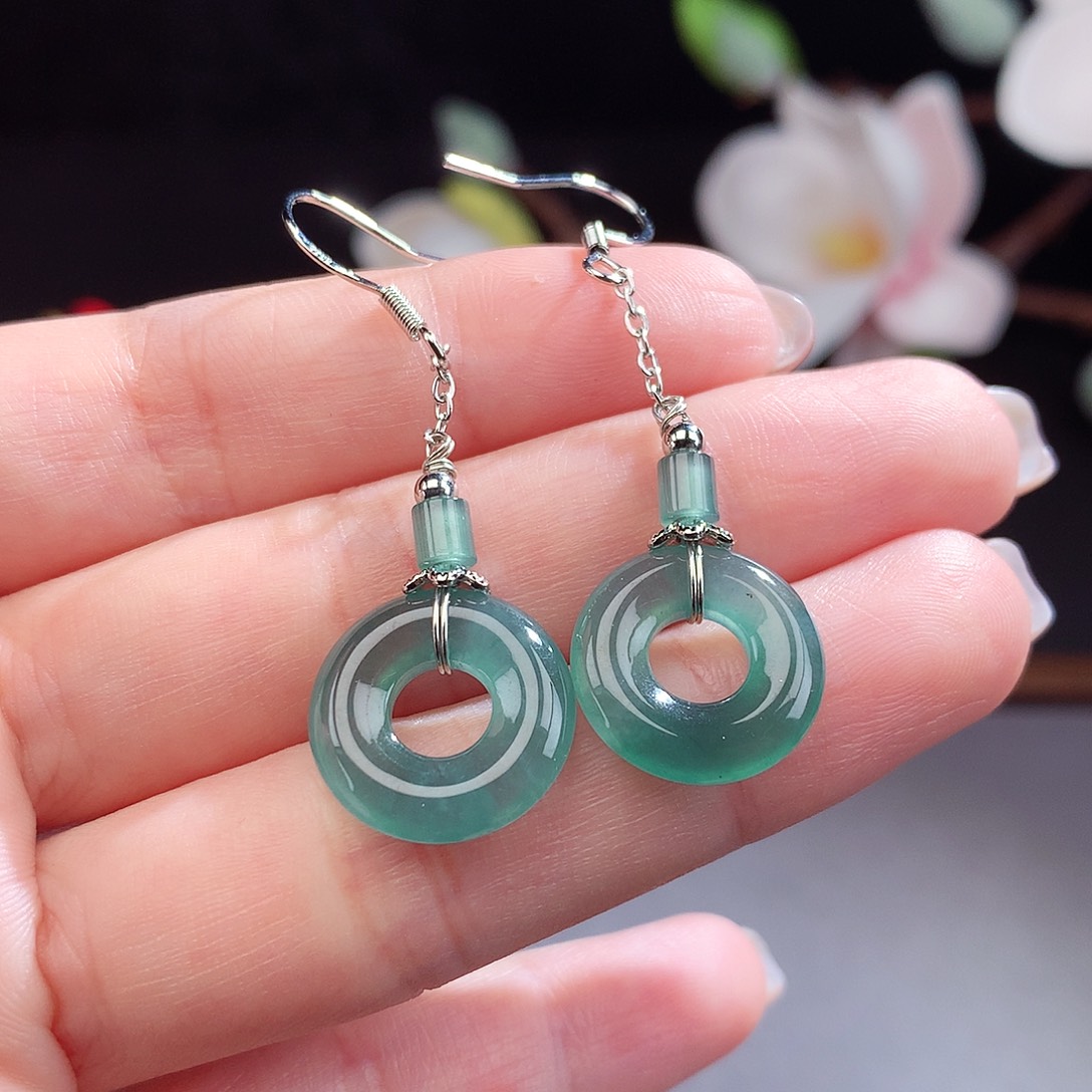 翡翠手镯（圆镯）未镶嵌