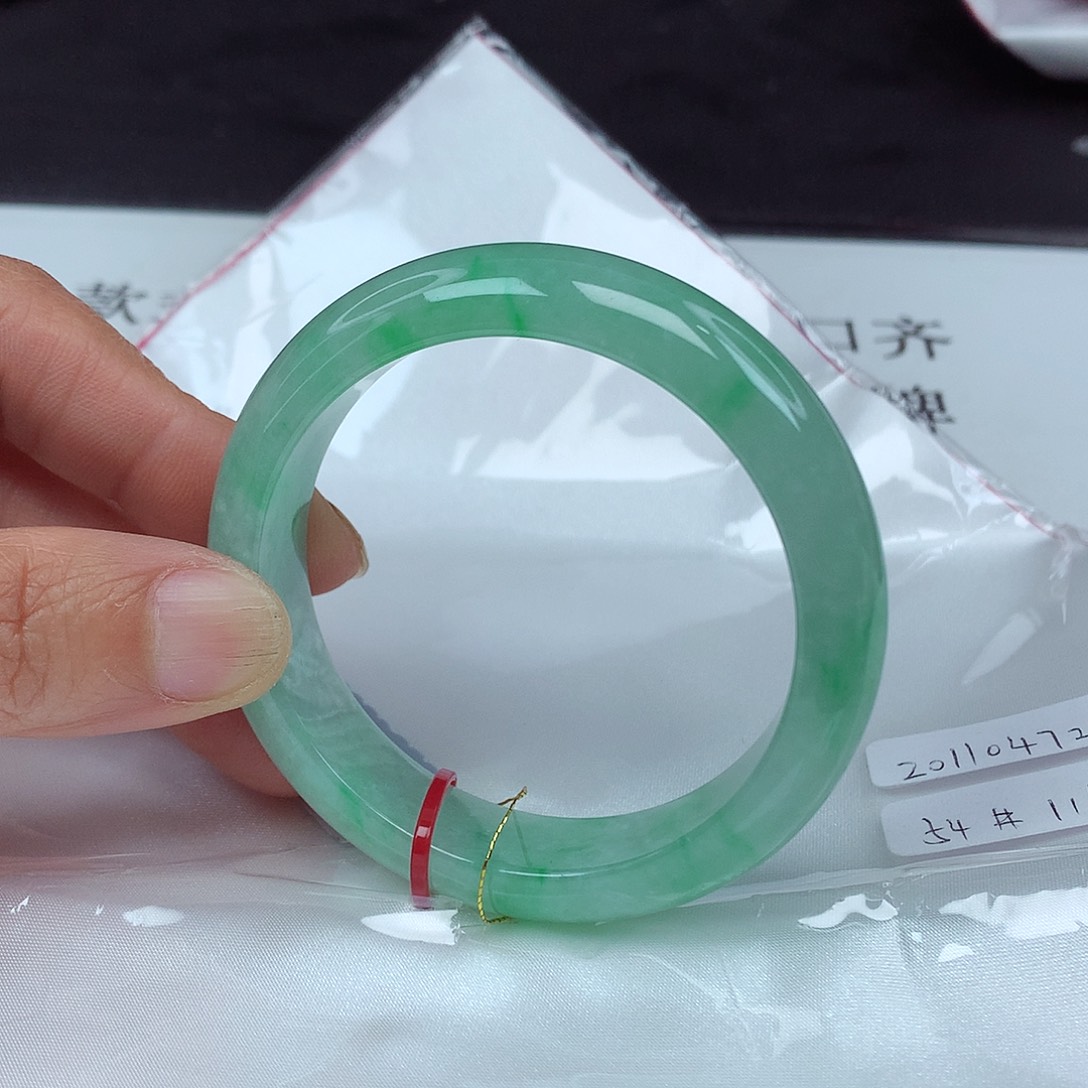 翡翠手镯未镶嵌54圈7263