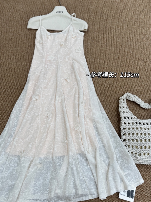 花朵吊带裙A字长款