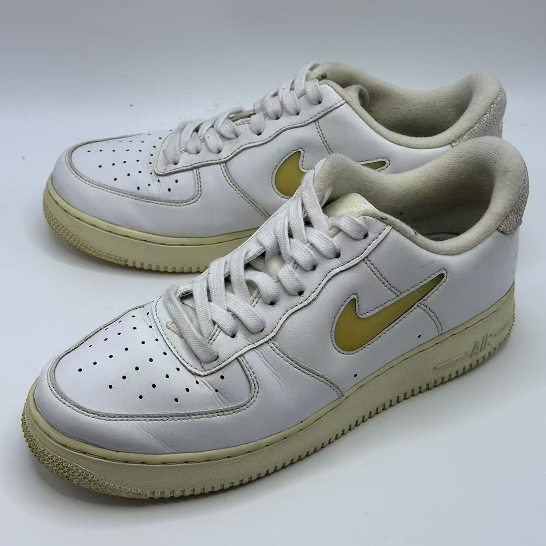 42.5码/ Nike Air Force 1 07 果冻Swoosh 低帮板鞋 dc8894