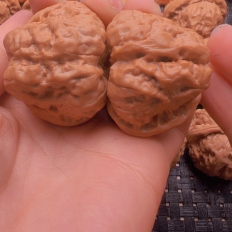 文玩核桃把件小*运边44左右