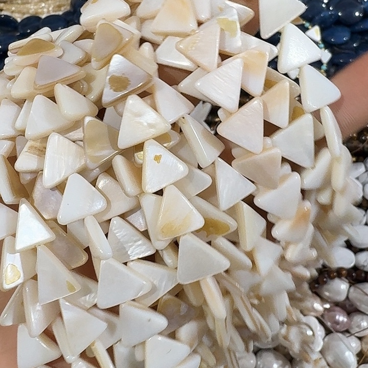 玛瑙/玉髓合金珠宝半成品3条贝壳三角形