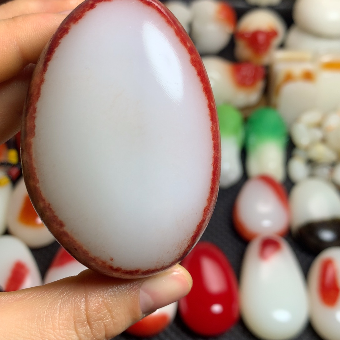 新疆戈壁石五彩石