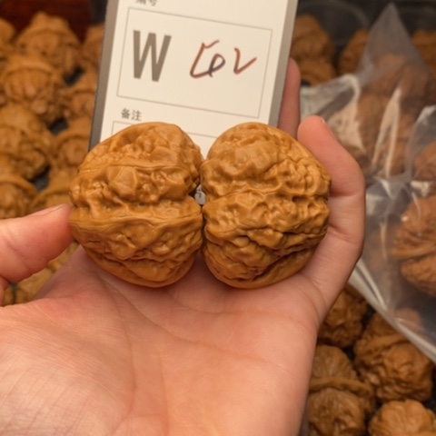 吊坠桃核不***狗我是第一百43